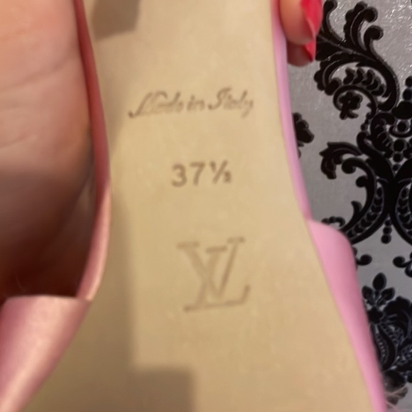 LV Marilyn Mule Heels - Picture 7 of 10